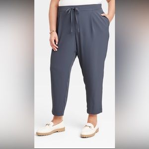 A New Day Women's High-Rise Tapered Fluid Ankle Pull-On Pants Gray Navy 3X
